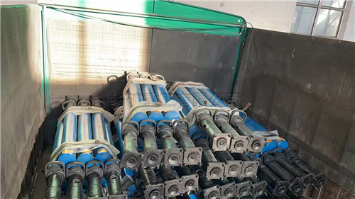 華礦重工一批單體液壓支柱發(fā)往內蒙古呼倫貝爾