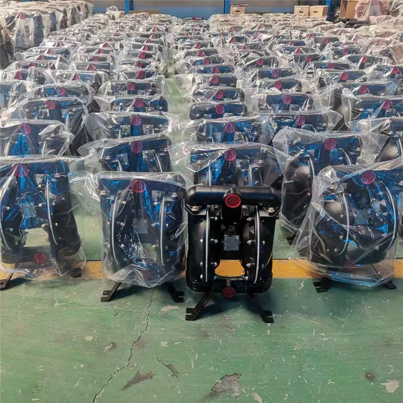 華礦重工一批隔膜泵發(fā)往甘肅平?jīng)?></a> </div>
          <dl>
            <dt> <a href=