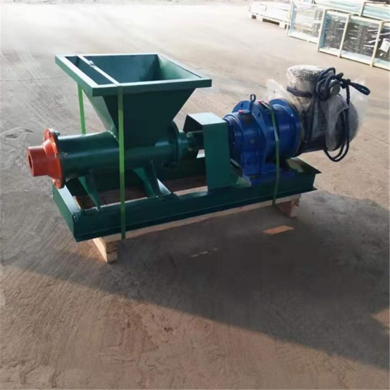 華礦集團(tuán)熱銷產(chǎn)品炮泥機發(fā)往河北